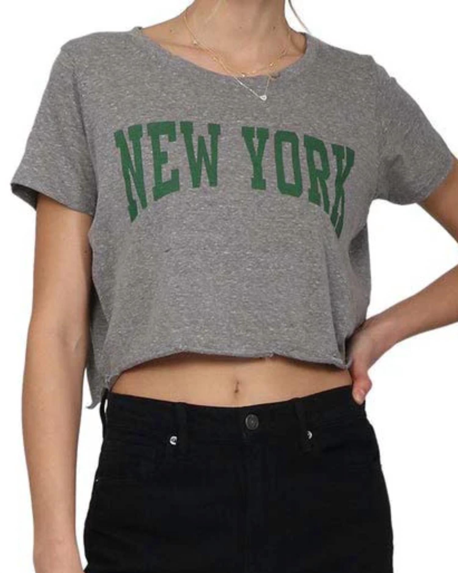 Нью-Йорк Трибленд укороченная футболка в сером цвете Prince Peter, серый
Нью-Йорк Трибленд укороченная футболка в сером цвете Prince Peter, серый