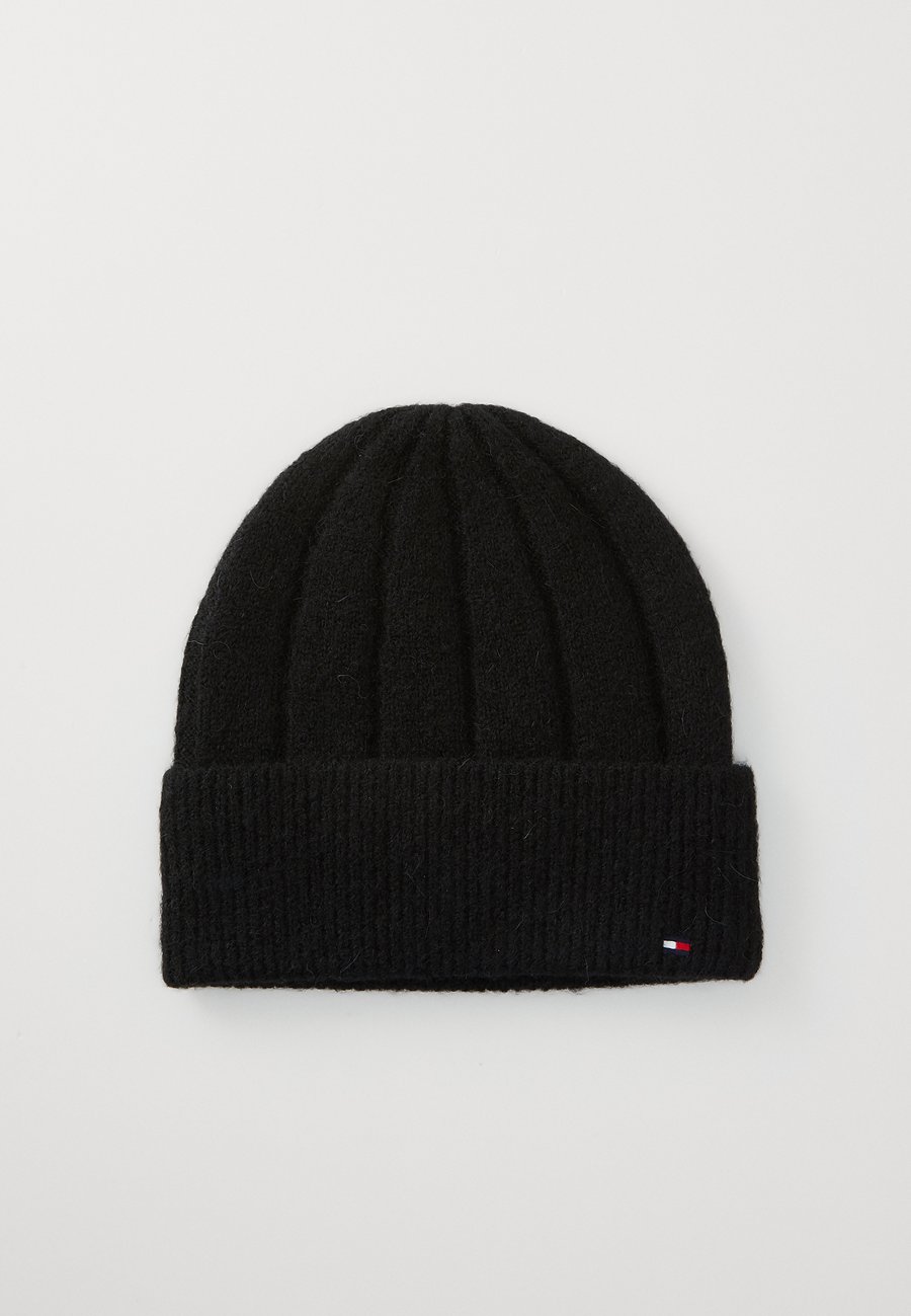 Шапка Tommy Hilfiger FLAG FLUFFY , Black
Шапка Tommy Hilfiger FLAG FLUFFY , Black