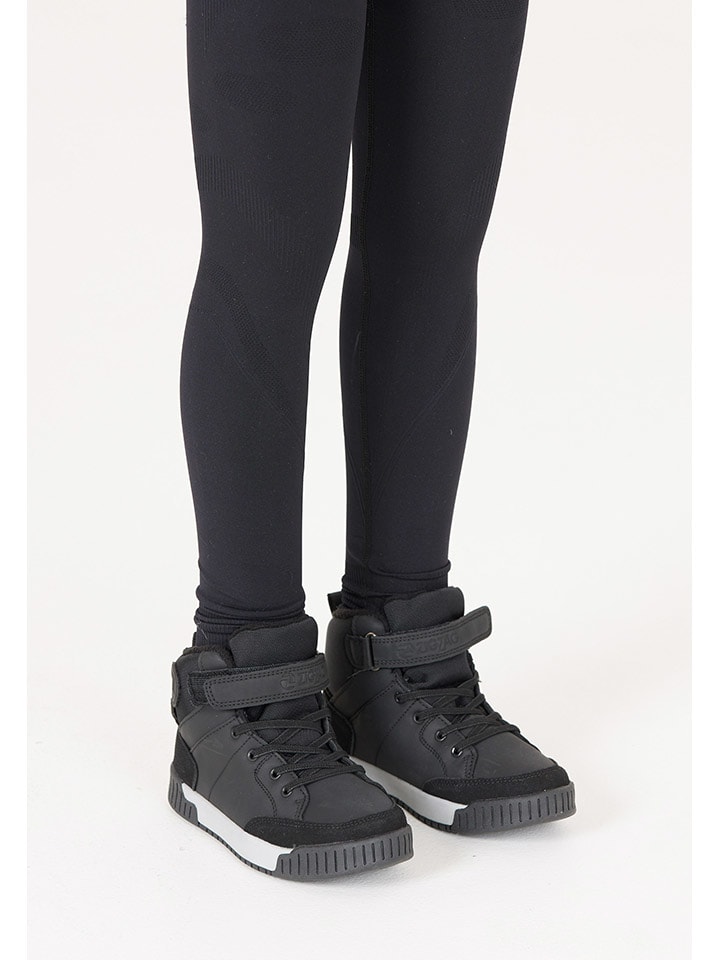 Zigzag Ботинки "Aintam" черного цвета
Zigzag Ботинки "Aintam" черного цвета