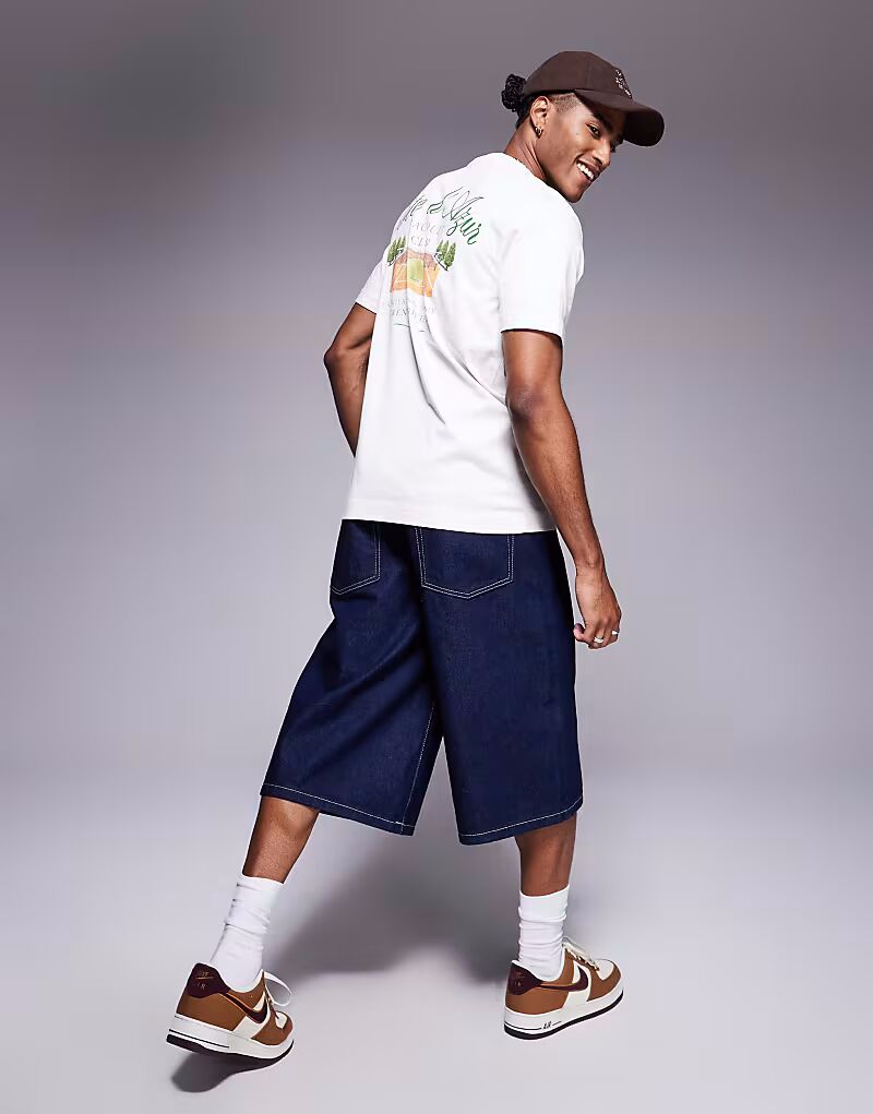 Футболка Abercrombie & Fitch с принтом на спине, классическая, белого цвета
Футболка Abercrombie & Fitch с принтом на спине, классическая, белого цвета