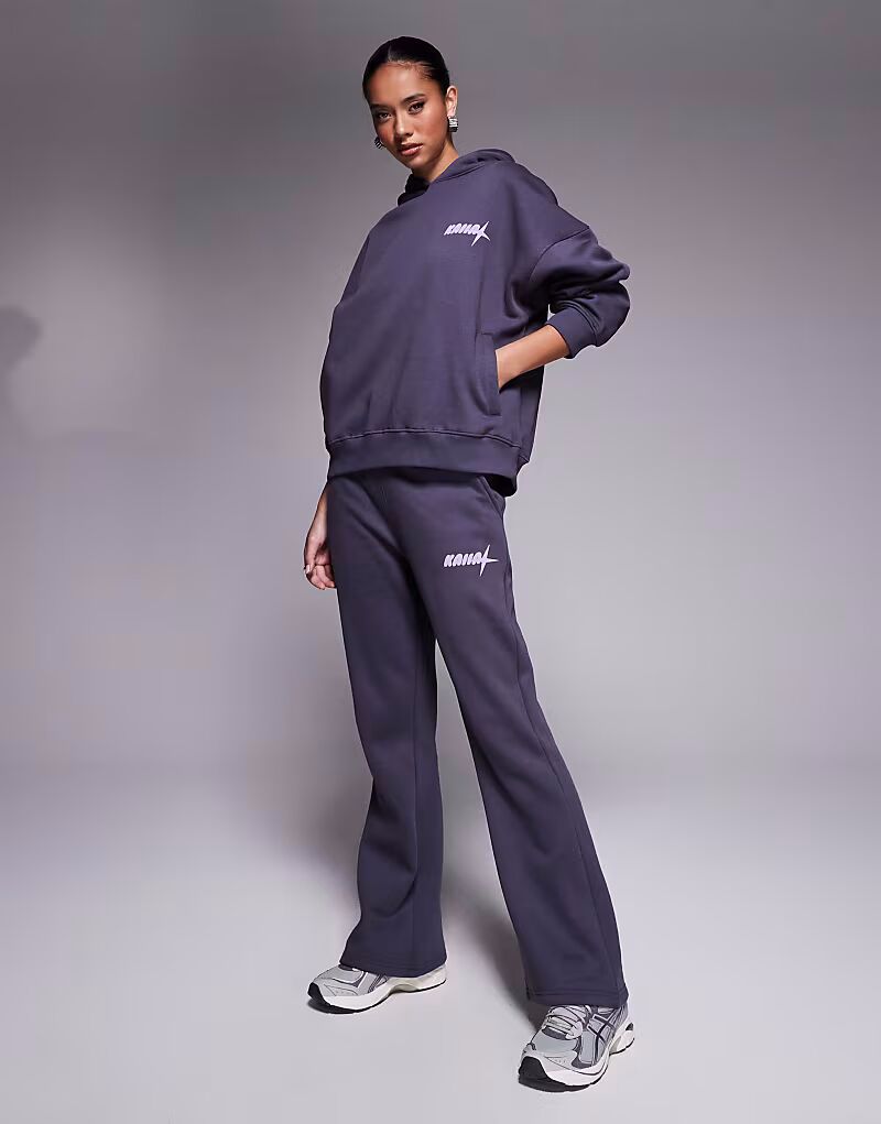 Широкие брюки-джоггеры из хлопковой смеси с логотипом, цвет уголь Kaiia, темно-серый
Широкие брюки-джоггеры из хлопковой смеси с логотипом, цвет уголь Kaiia, темно-серый