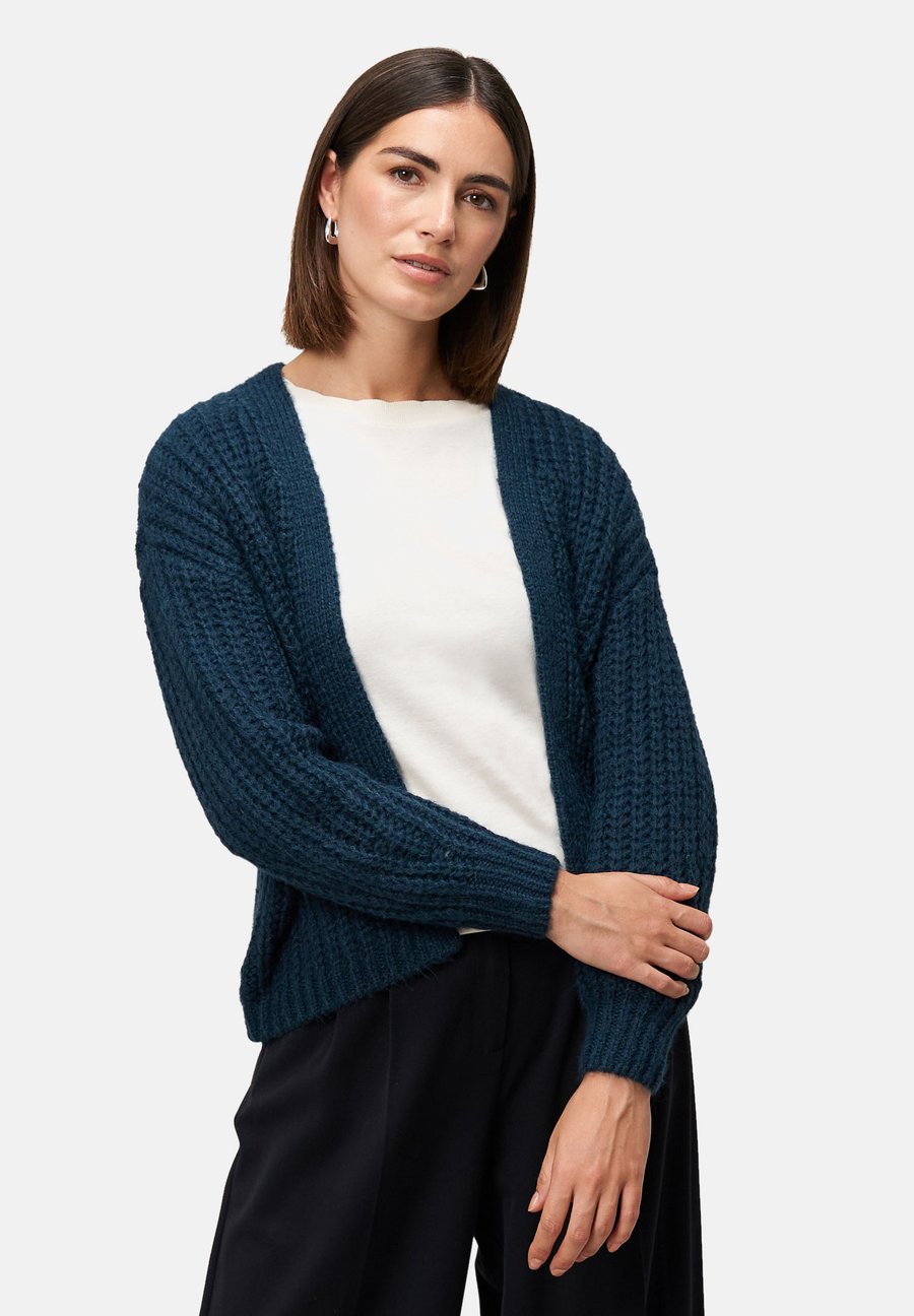 Кардиган zero GROB OFFENER STYLE, Teal Ocean/Teal
Кардиган zero GROB OFFENER STYLE, Teal Ocean/Teal