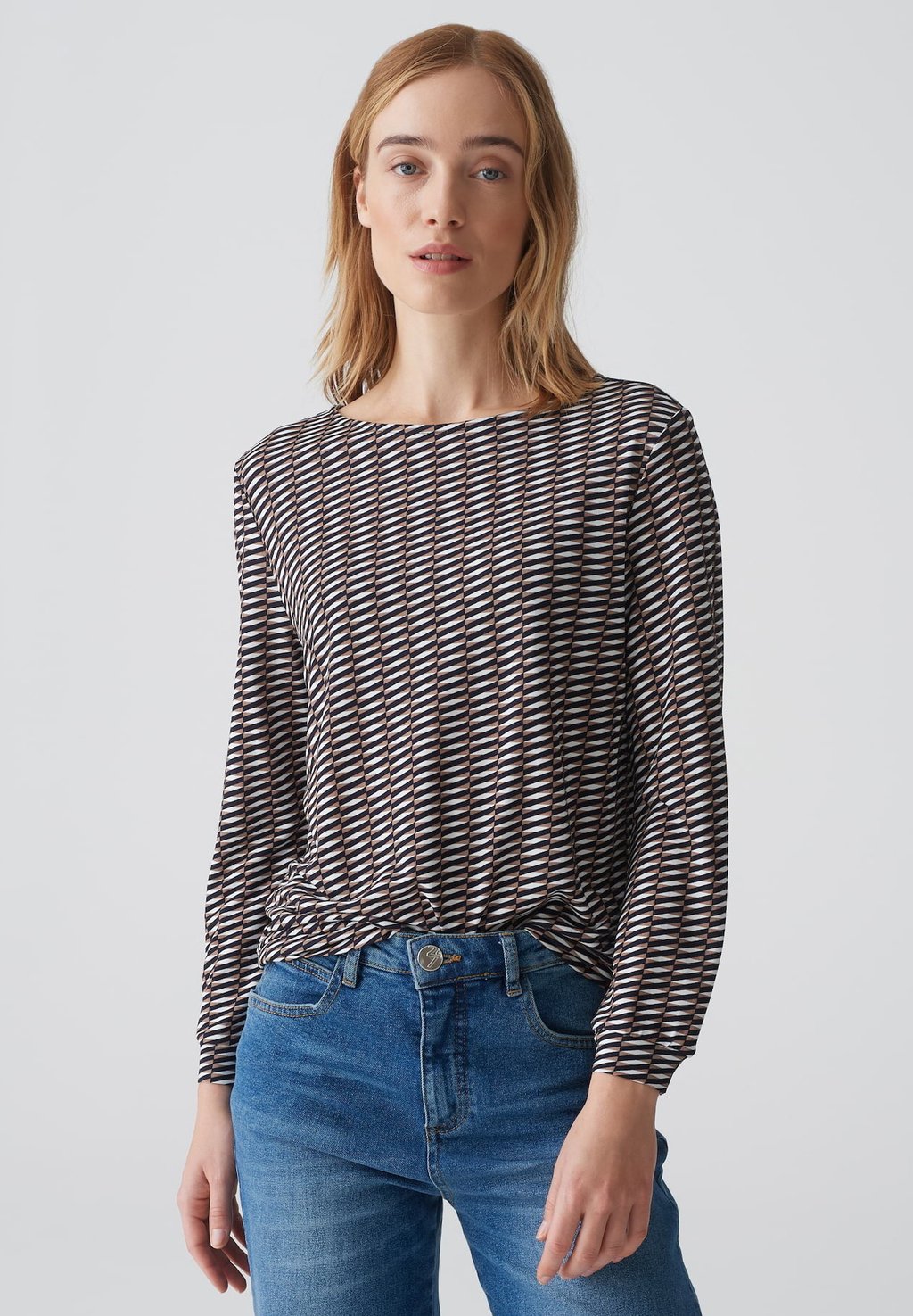 Топ с длинными рукавами DREIVIERTELARM SUSTA OPUS, серо-коричневый
Топ с длинными рукавами DREIVIERTELARM SUSTA OPUS, серо-коричневый