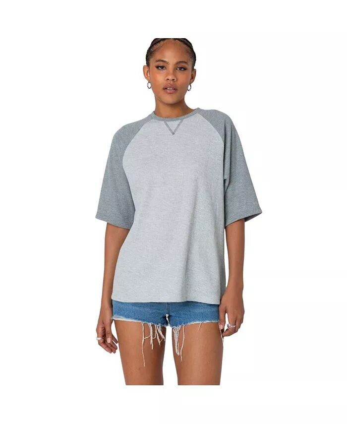 Женская футболка свободного покроя с вафельным узором реглан Edikted, серый
Женская футболка свободного покроя с вафельным узором реглан Edikted, серый