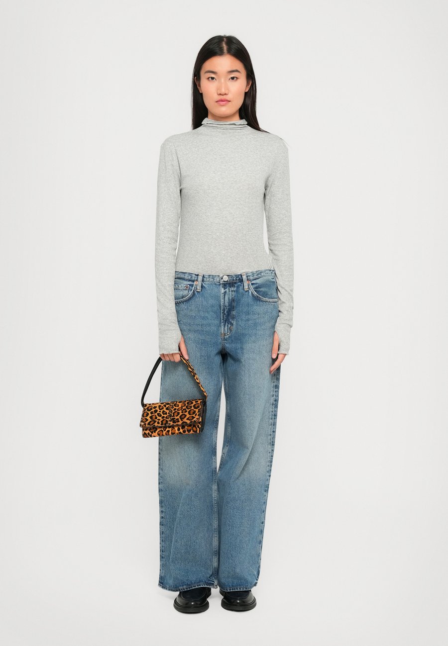 Сумка кросс-боди Maradji GINA LEOPARD, Brown
Сумка кросс-боди Maradji GINA LEOPARD, Brown