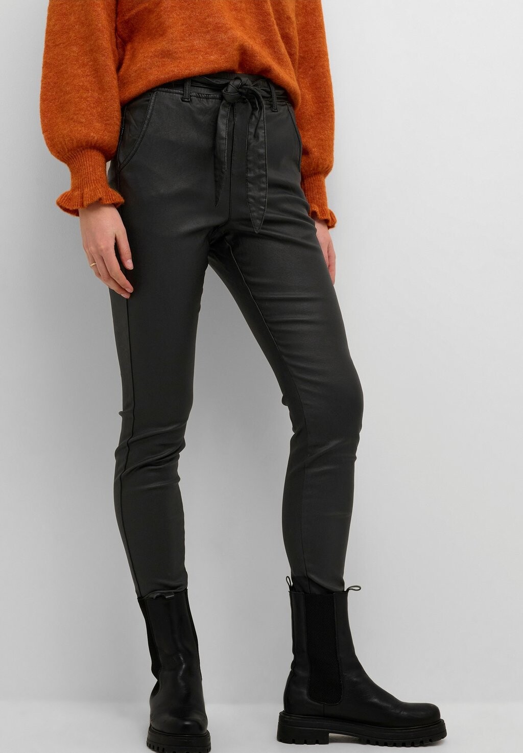 Брюки CRTORID BAGGY Cream, черный
Брюки CRTORID BAGGY Cream, черный