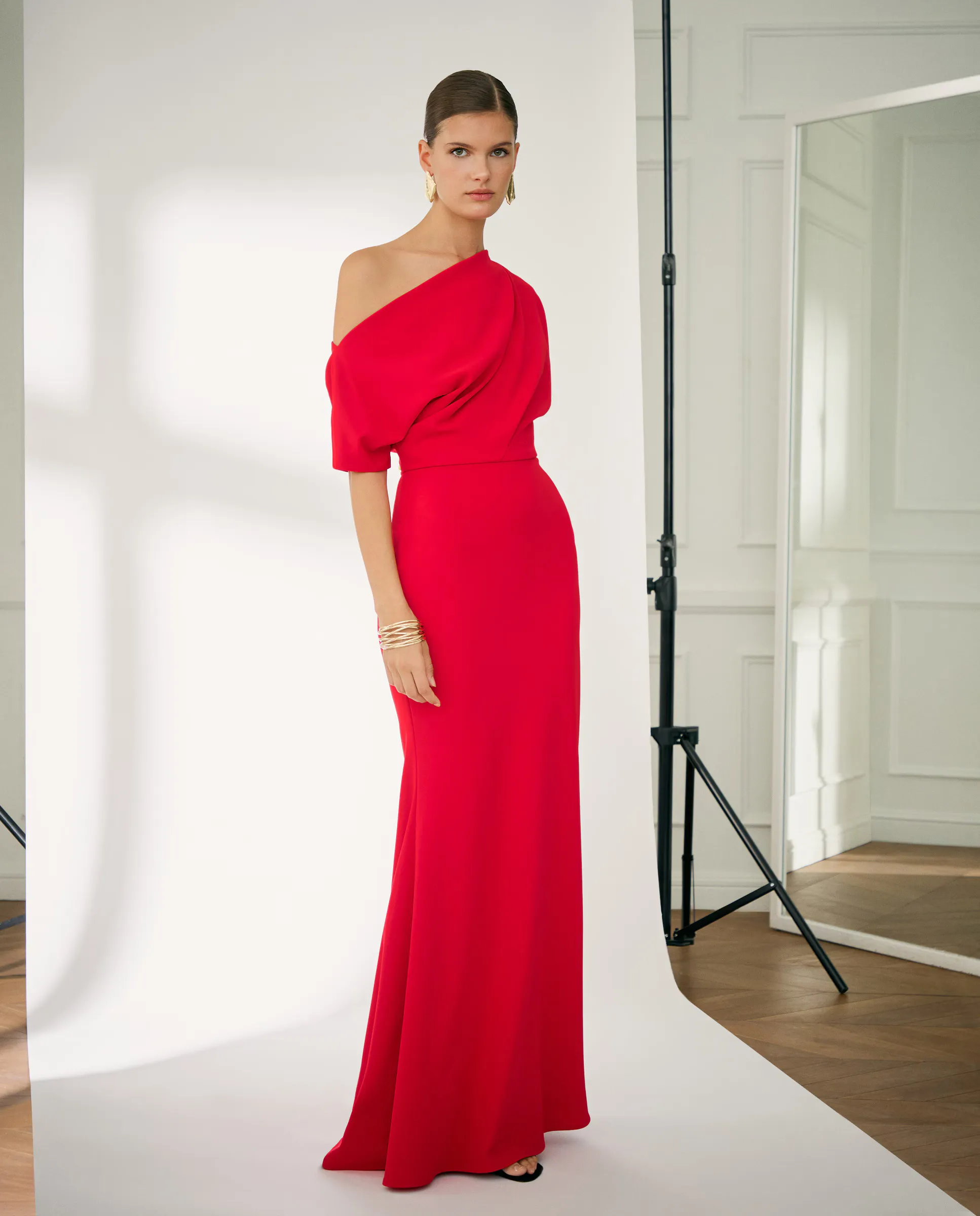 Женское платье с коротким рукавом без принта Woman Fiesta El Corte Inglés, красный
Женское платье с коротким рукавом без принта Woman Fiesta El Corte Inglés, красный