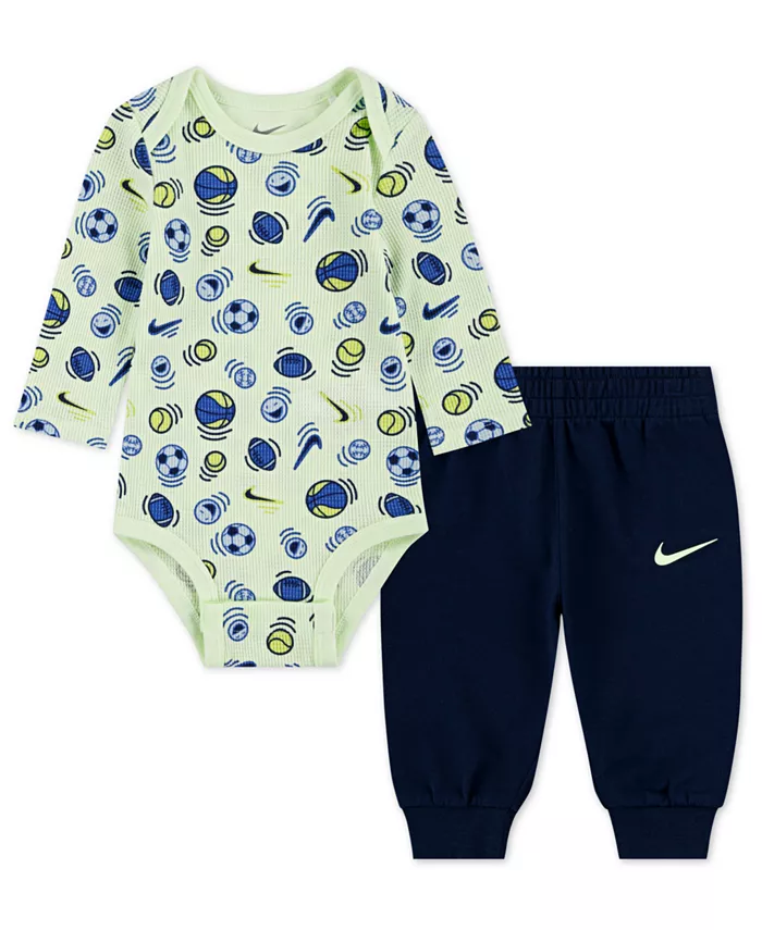 Детский комплект для мальчиков из 2 предметов: боди с длинными рукавами и штанишки Nike, мультиколор
Детский комплект для мальчиков из 2 предметов: боди с длинными рукавами и штанишки Nike, мультиколор