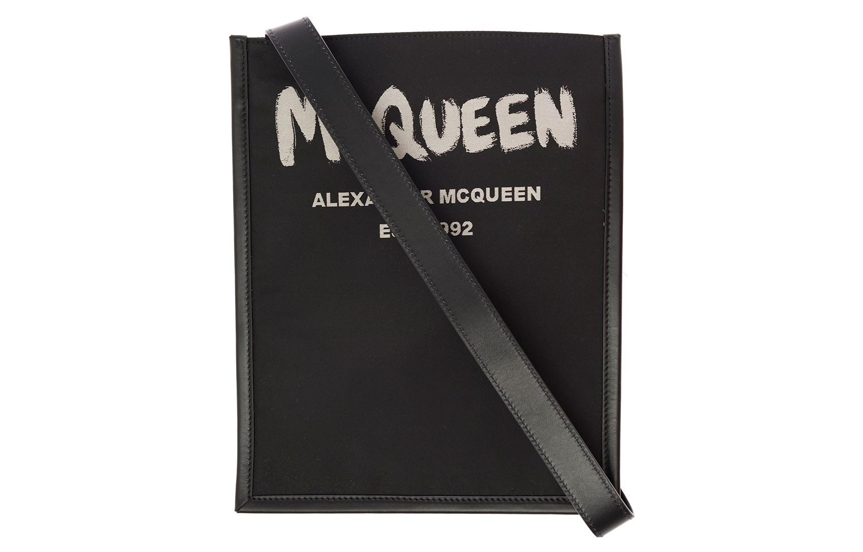 Alexander McQueen Сумка через плечо с логотипом
Alexander McQueen Сумка через плечо с логотипом