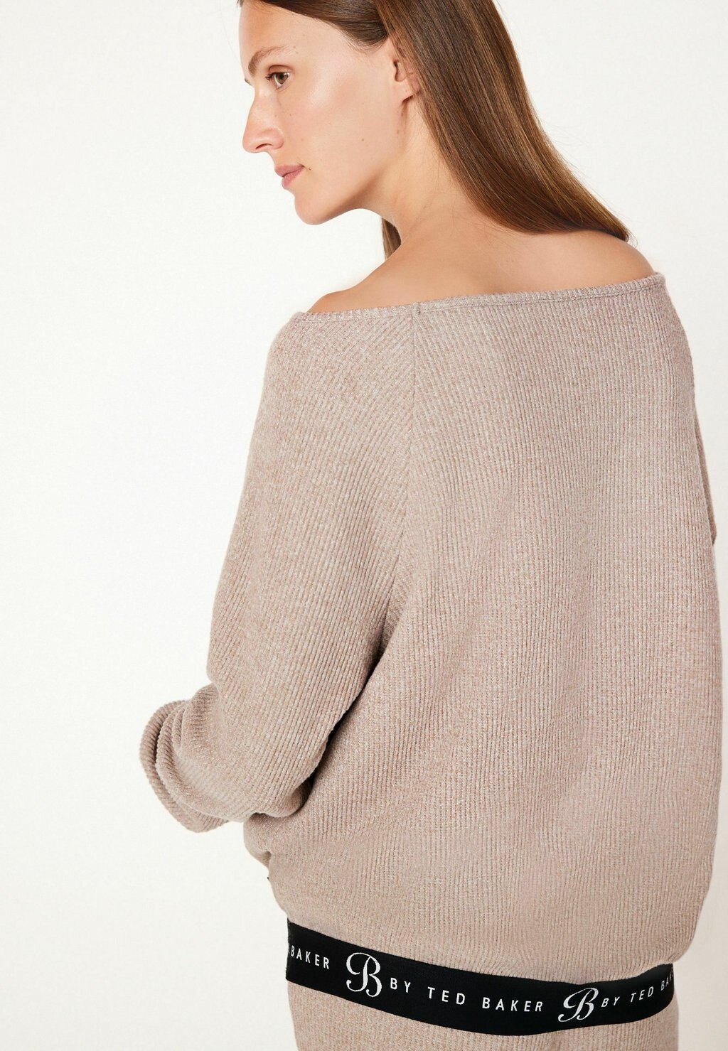 Свитер Baker by Ted Baker LONG SLEEVE, цвет Mocha Brown, Серый, Свитер Baker by Ted Baker LONG SLEEVE, цвет Mocha Brown
Свитер Baker by Ted Baker LONG SLEEVE, цвет Mocha Brown, Серый, Свитер Baker by Ted Baker LONG SLEEVE, цвет Mocha Brown