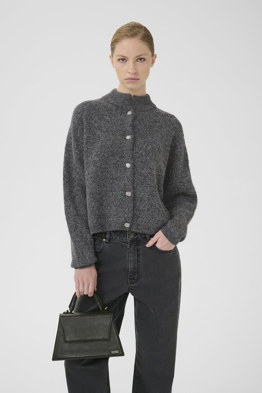 Кардиган Gestuz ALPHA LUREX, Charcoal Melange/Dark Grey
Кардиган Gestuz ALPHA LUREX, Charcoal Melange/Dark Grey