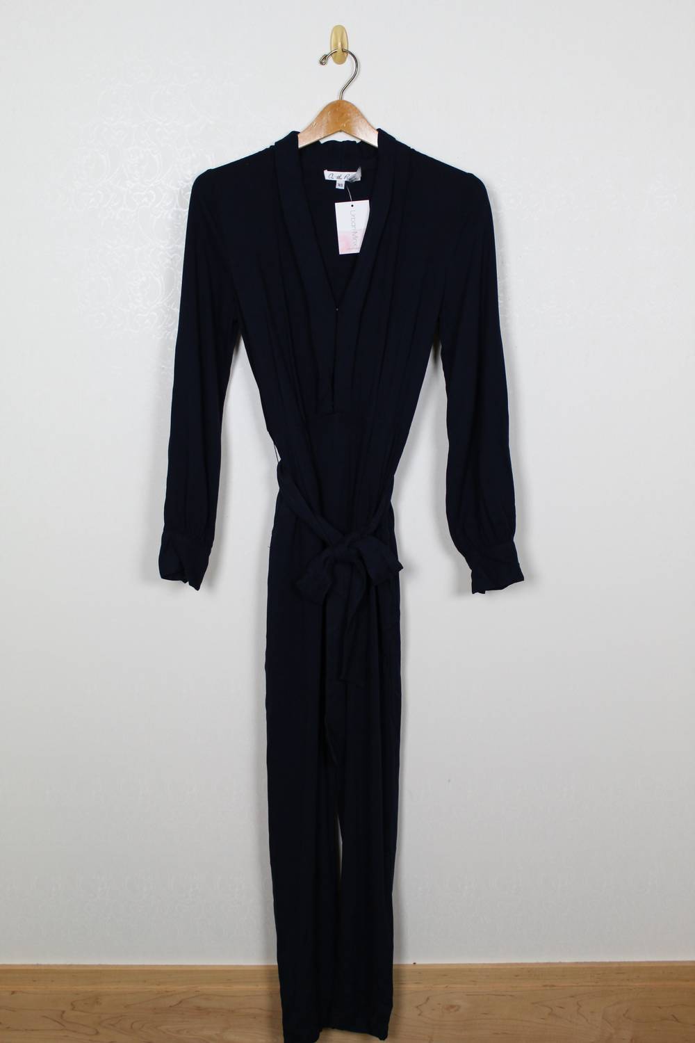 Женский комбинезон Dove в цвете Midnight On the Road, Midnight
Женский комбинезон Dove в цвете Midnight On the Road, Midnight