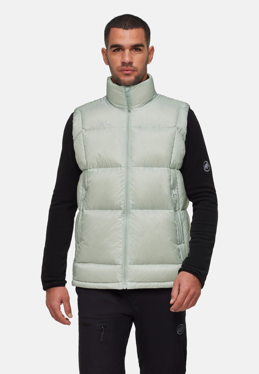 Куртка Mammut Waistcoat, Silver Sage/Green
Куртка Mammut Waistcoat, Silver Sage/Green