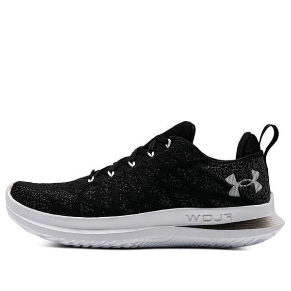 Кроссовки flow velociti 3 'black white' Under Armour, черный
Кроссовки flow velociti 3 'black white' Under Armour, черный