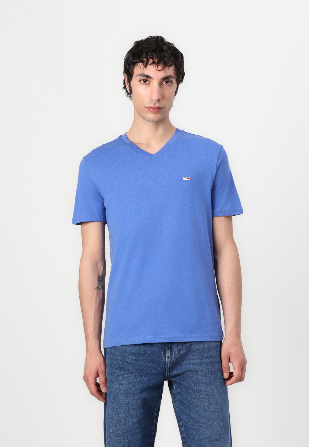 Базовая футболка SLIM JASPE V NECK TEE Tommy Jeans, синий
Базовая футболка SLIM JASPE V NECK TEE Tommy Jeans, синий