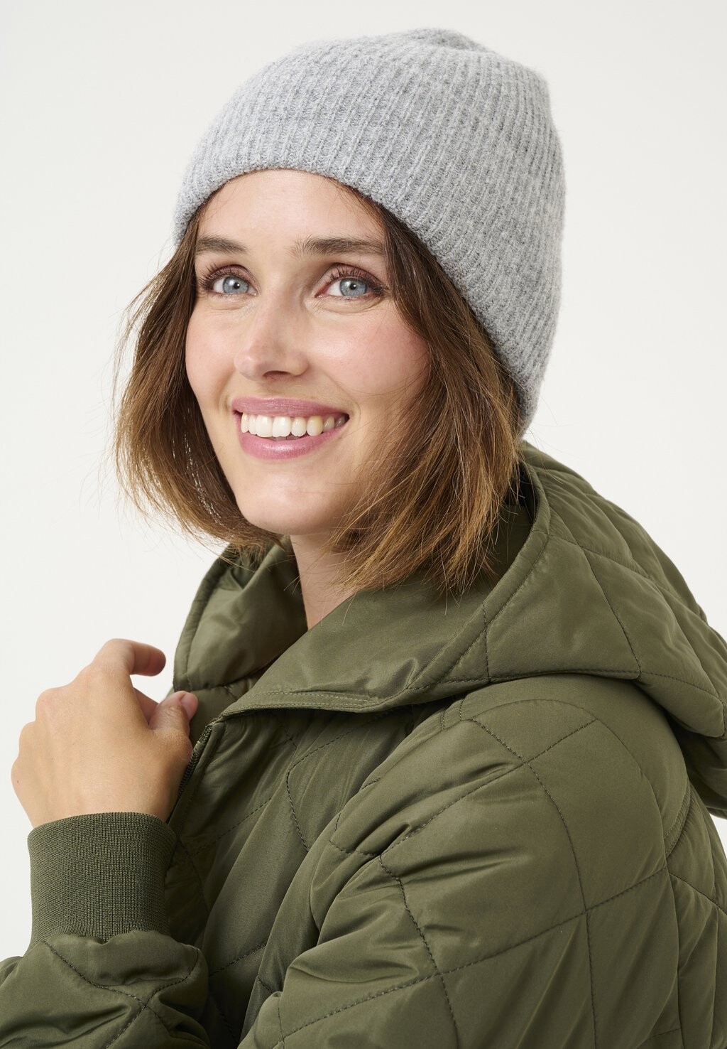 Шапка Kaffe, песочный
Шапка Kaffe, песочный