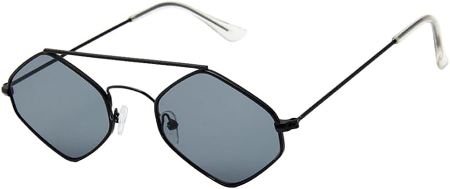 Модные солнцезащитные очки с бриллиантами для женщин, ретро-стиль, металлические, с двойной оправой, в стиле «дикий стиль», многоугольные, в стиле «океанские очки» generic, 1-black-gray
Модные солнцезащитные очки с бриллиантами для женщин, ретро-стиль, металлические, с двойной оправой, в стиле «дикий стиль», многоугольные, в стиле «океанские очки» generic, 1-black-gray