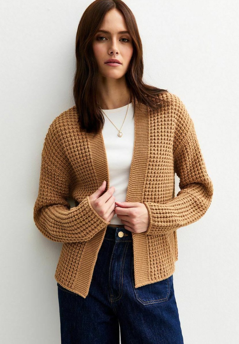 Кардиган New Look MOSS STITCH OPEN FRONT, Camel
Кардиган New Look MOSS STITCH OPEN FRONT, Camel