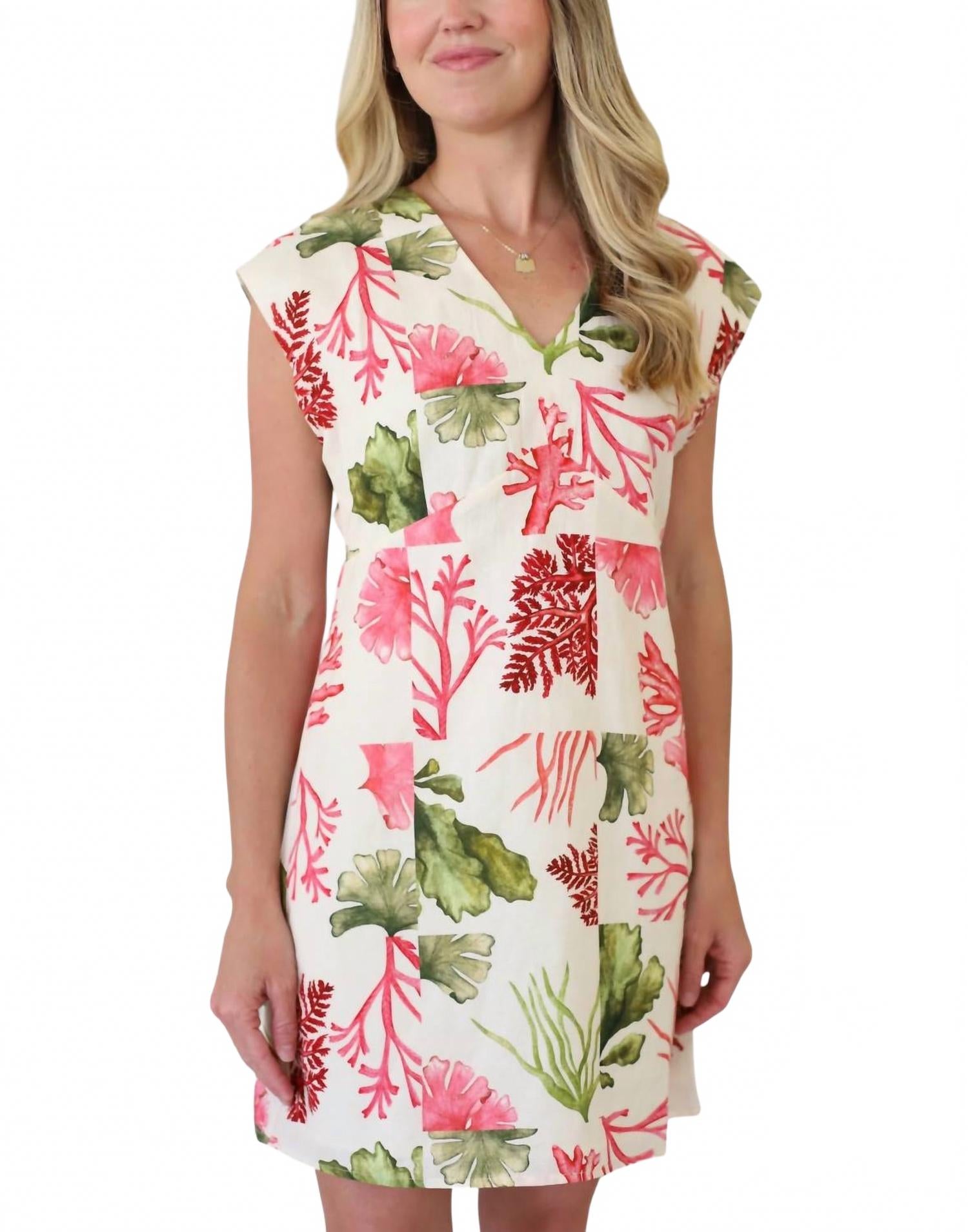 Платье Walker в розовом цвете Reef Anna Cate
Платье Walker в розовом цвете Reef Anna Cate