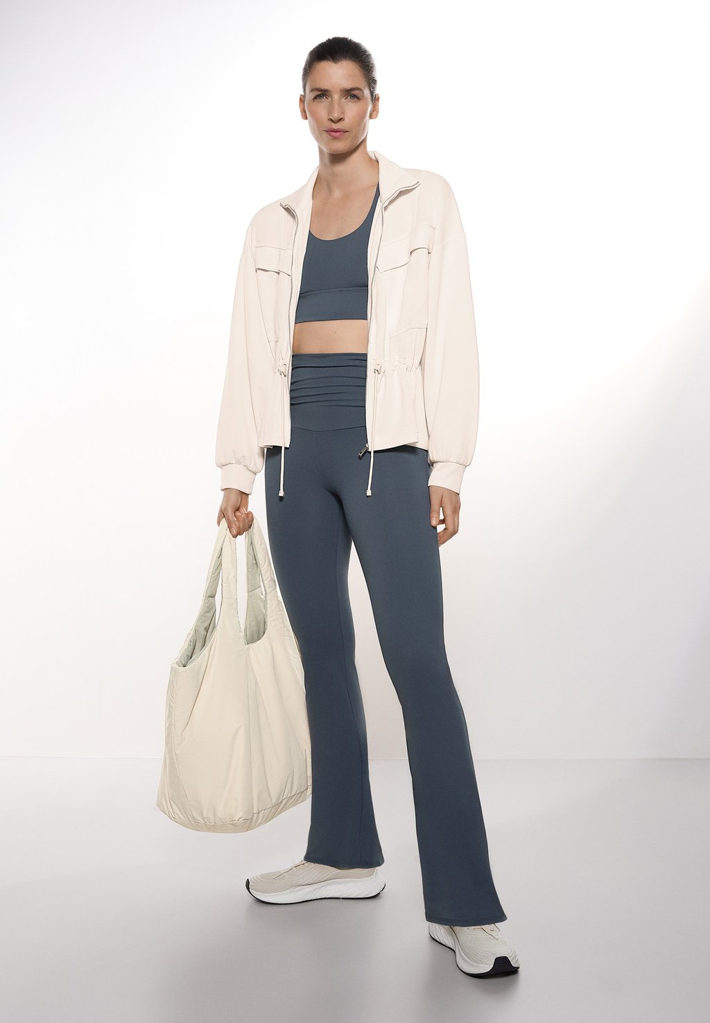 Сумка-тоут OYSHO, бежевый
Сумка-тоут OYSHO, бежевый