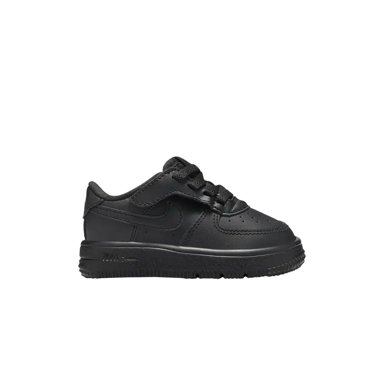 Кроссовки Nike Force 1 Low EasyOn TD 'Triple Black', черный
Кроссовки Nike Force 1 Low EasyOn TD 'Triple Black', черный