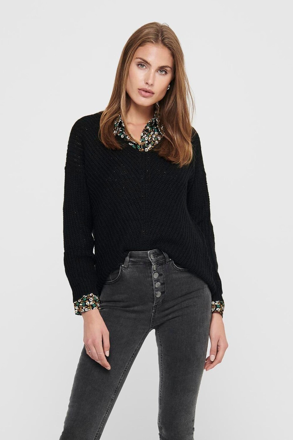 Вязаный джемпер с V образным вырезом Jdy, черный
Вязаный джемпер с V образным вырезом Jdy, черный