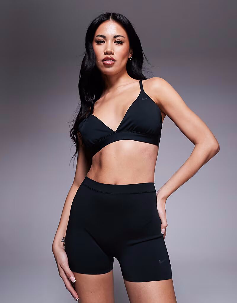 Леггинсы-шорты Training Form черного цвета Nike Training
Леггинсы-шорты Training Form черного цвета Nike Training