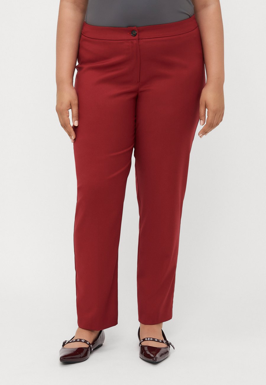 Брюки Persona by Marina Rinaldi CORONE, Bordeaux/Dark Red
Брюки Persona by Marina Rinaldi CORONE, Bordeaux/Dark Red