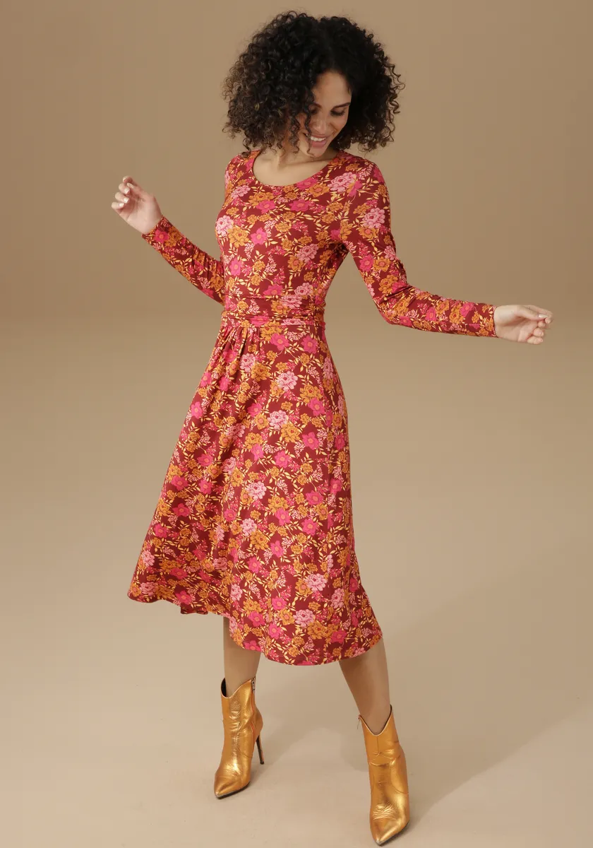 Платье Aniston CASUAL из джерси с романтическим цветочным принтом, цвет Weinrot-Orange-Pink-Rosa-Gelb
Платье Aniston CASUAL из джерси с романтическим цветочным принтом, цвет Weinrot-Orange-Pink-Rosa-Gelb