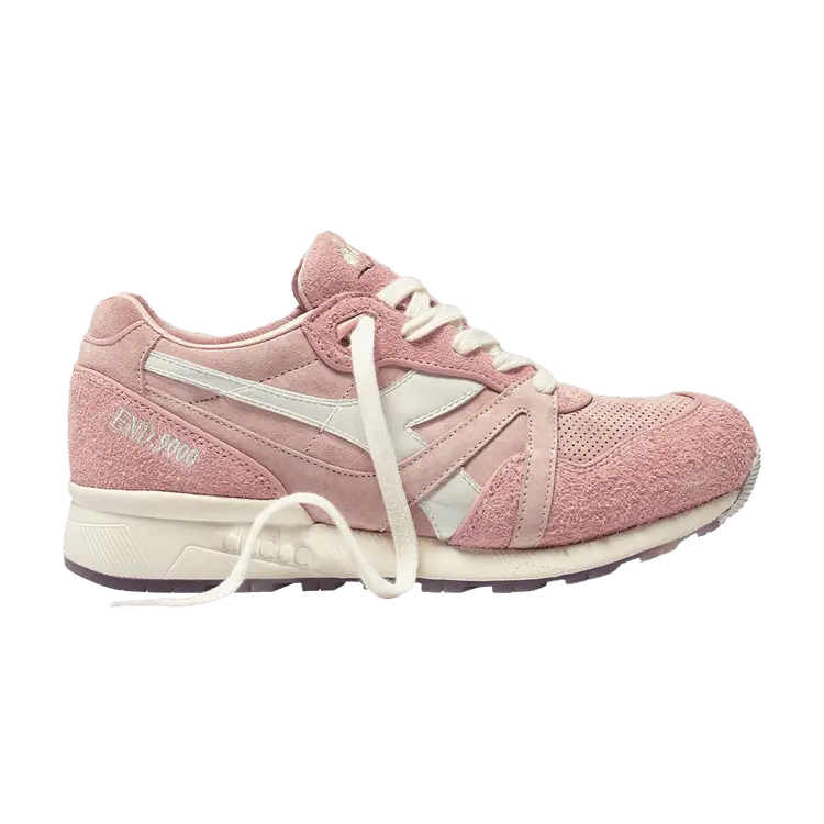 Кроссовки END. x Diadora N9000, Strawberries and Cream 
Кроссовки END. x Diadora N9000, Strawberries and Cream