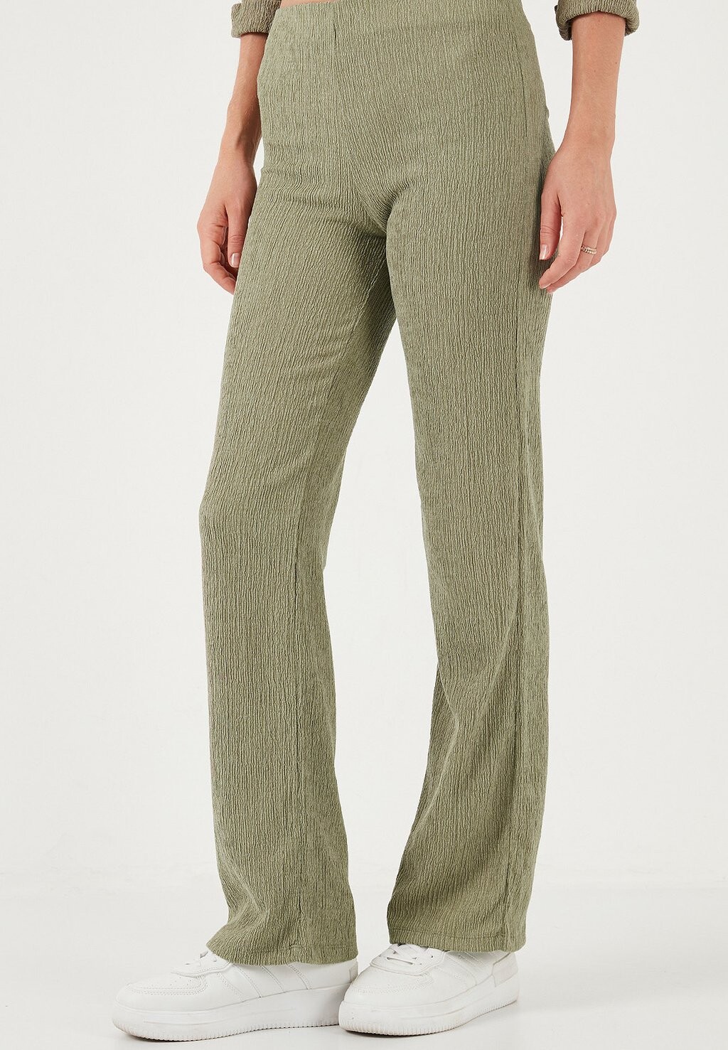 Брюки LELA, оливковый
Брюки LELA, оливковый