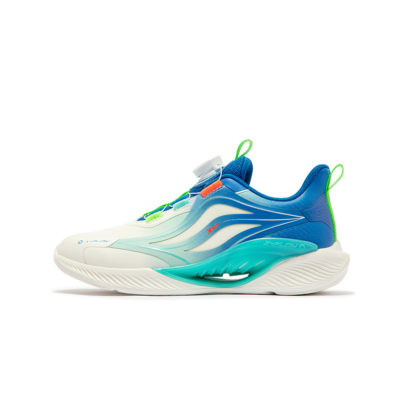 Кроссовки детские Qing Feng 5.0 с противоскользящей подошвой и износостойкими подошвами XTEP, белый/синий
Кроссовки детские Qing Feng 5.0 с противоскользящей подошвой и износостойкими подошвами XTEP, белый/синий