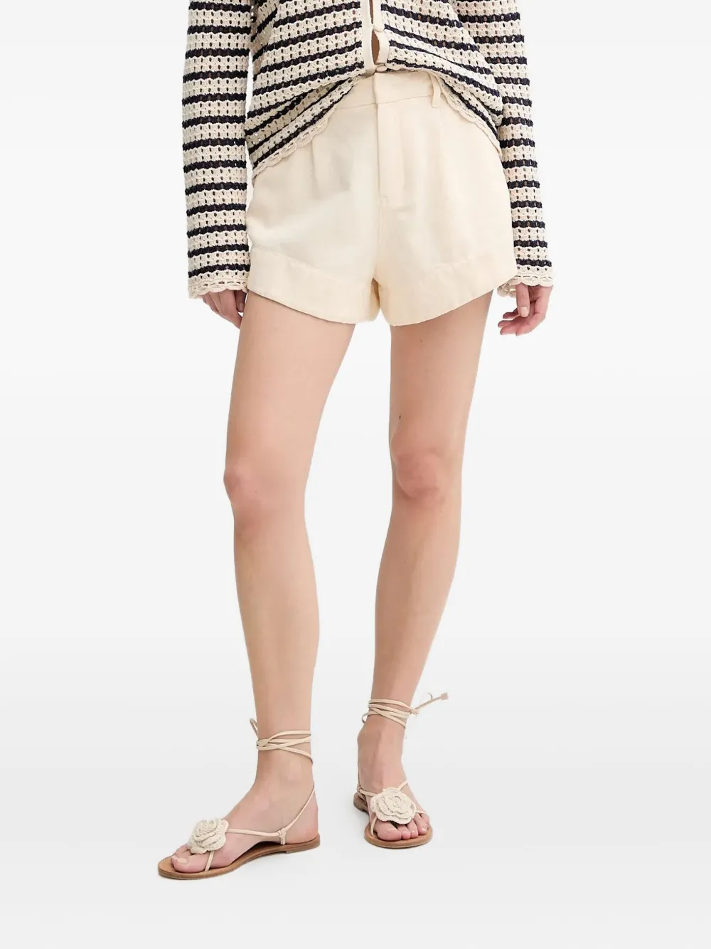 Шорты с плиссированными карманами Ba&Sh, нейтральный
Шорты с плиссированными карманами Ba&Sh, нейтральный