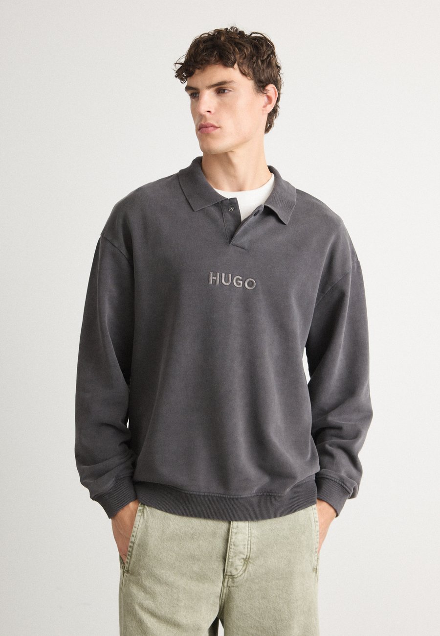 Толстовка HUGO DELWY, Charcoal/Anthracite
Толстовка HUGO DELWY, Charcoal/Anthracite