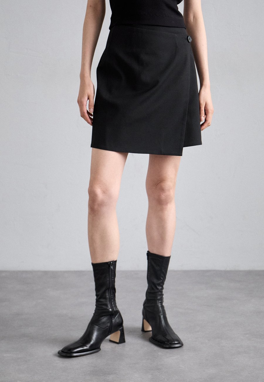 Юбка By Malene Birger ESMA, Black
Юбка By Malene Birger ESMA, Black