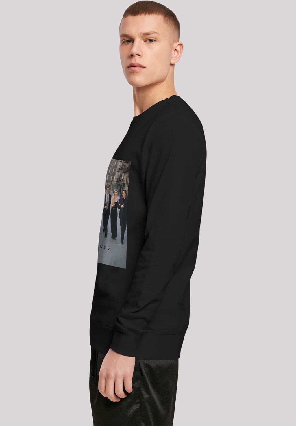 Толстовка FRIENDS TV SERIE CHAMPAGNE AND FLOWERS F4NT4STIC, черный
Толстовка FRIENDS TV SERIE CHAMPAGNE AND FLOWERS F4NT4STIC, черный