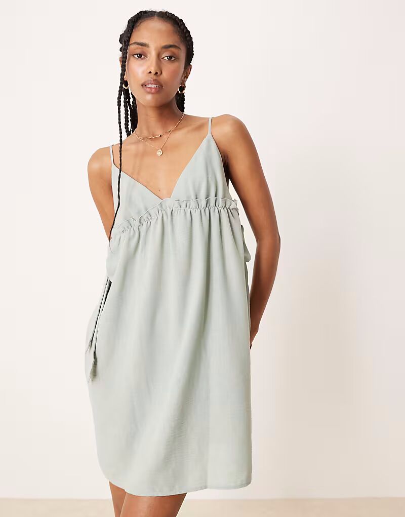 Мини-платье Vila с бантом в цвете шалфейно-зеленый
Мини-платье Vila с бантом в цвете шалфейно-зеленый