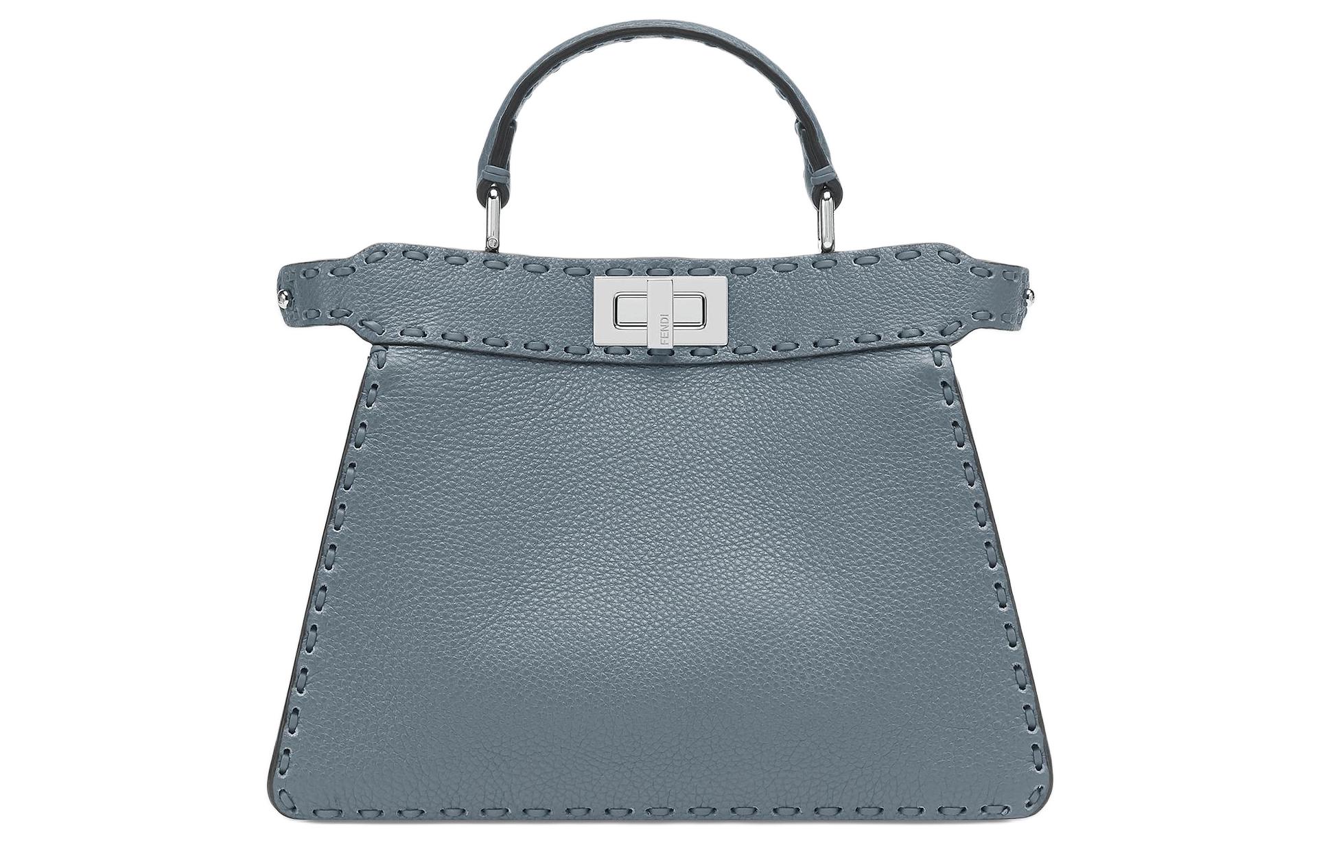 FENDI Сумка через плечо Peekaboo ISeeU из телячьей кожи
FENDI Сумка через плечо Peekaboo ISeeU из телячьей кожи