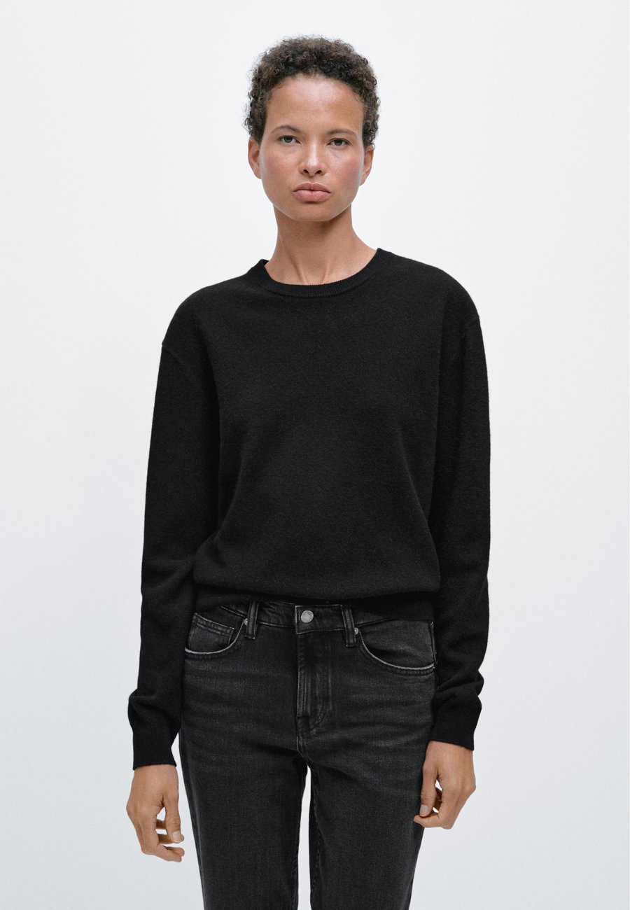 Джемпер Massimo Dutti CREW NECK SWEATER, Black
Джемпер Massimo Dutti CREW NECK SWEATER, Black