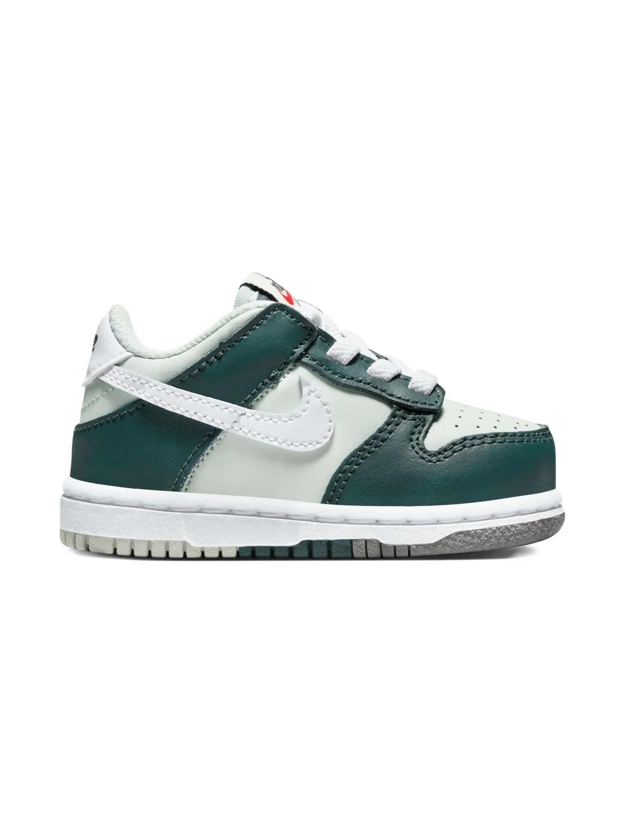 Кроссовки Dunk Low Nike Kids, зеленый
Кроссовки Dunk Low Nike Kids, зеленый