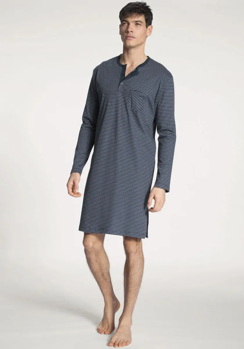 Ночная рубашка CALIDA "Relax Streamline", в полоску, с разрезами по бокам, цвет Dark Sapphire
Ночная рубашка CALIDA "Relax Streamline", в полоску, с разрезами по бокам, цвет Dark Sapphire