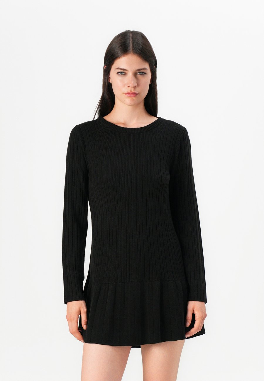 Платье ONLY ONLTESSIE DRESS, Black
Платье ONLY ONLTESSIE DRESS, Black