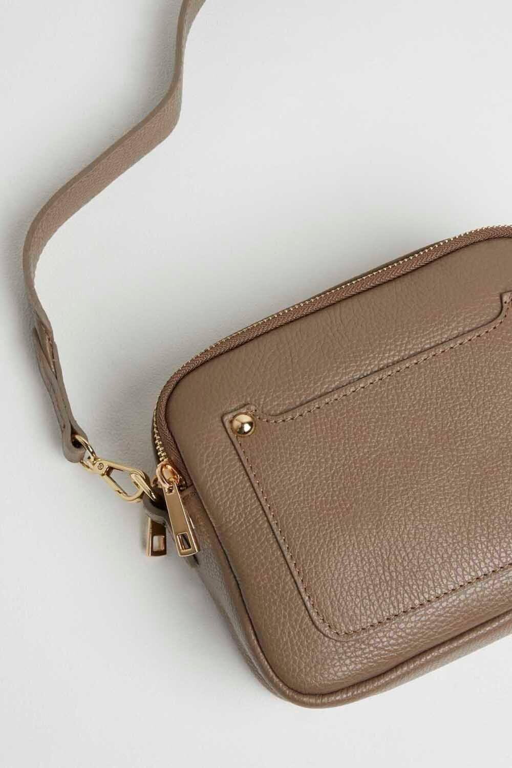 Сумка через плечо Betsy & Floss, бежевый
Сумка через плечо Betsy & Floss, бежевый