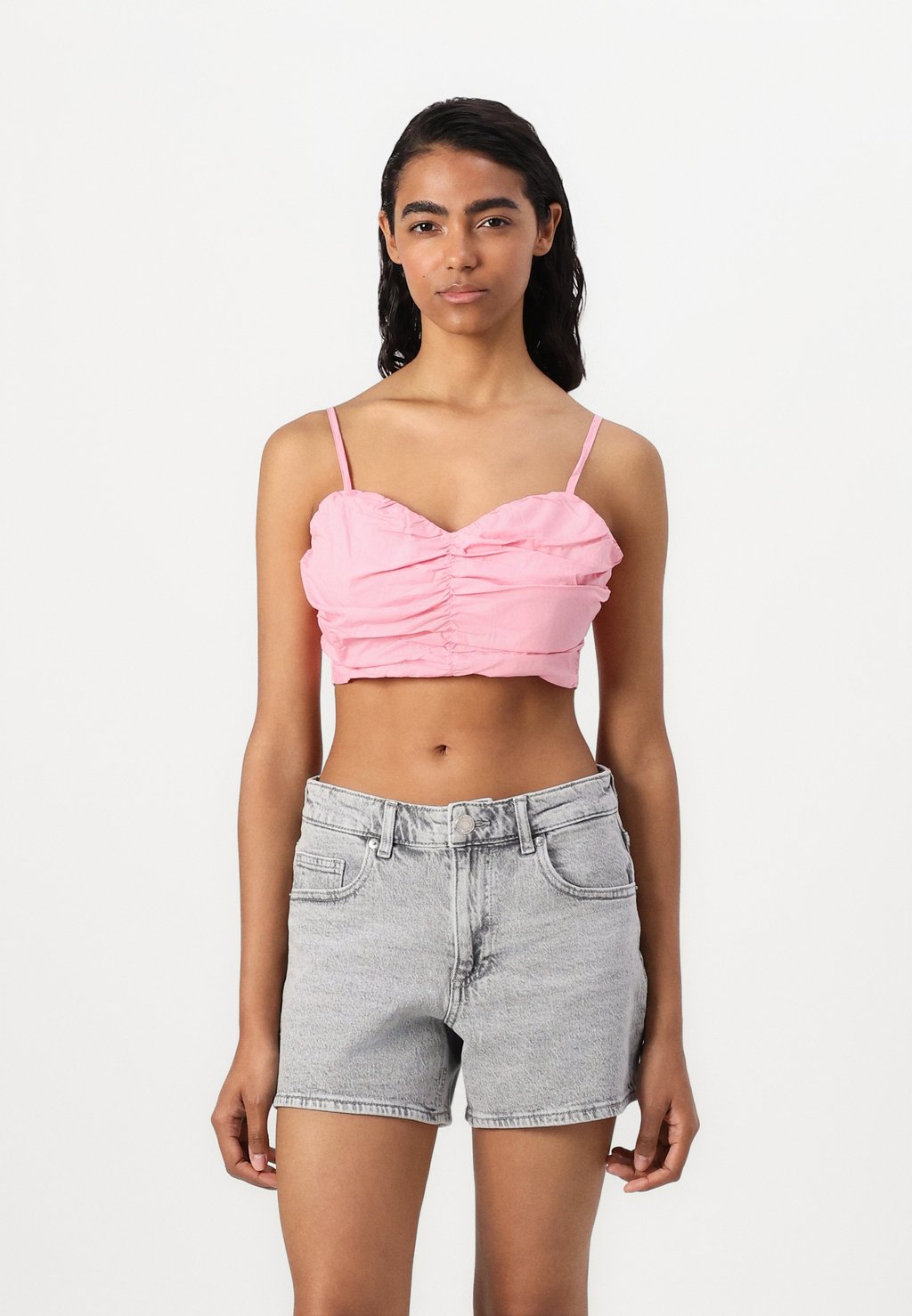 Топ RUCHED STRAPPY CROP Glamorous, розовый 
Топ RUCHED STRAPPY CROP Glamorous, розовый
