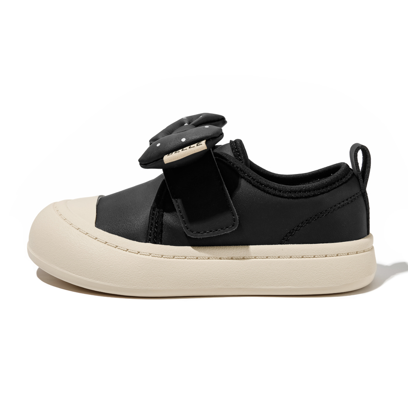 Детские противоскользящие повседневные кроссовки для детей 3-7 лет BELLE BABY, черный
Детские противоскользящие повседневные кроссовки для детей 3-7 лет BELLE BABY, черный