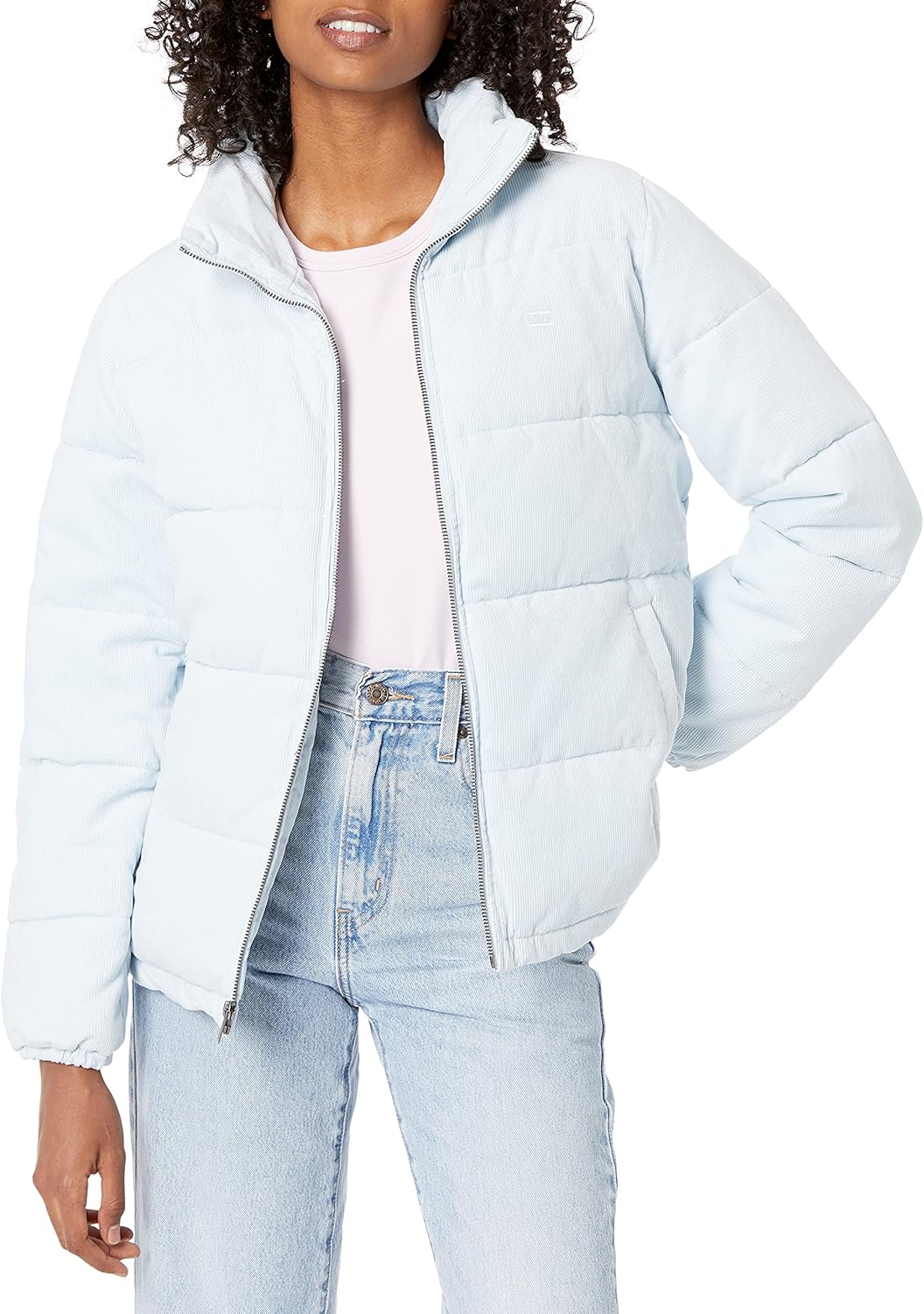 Женская куртка Levi's Zoe утепленная из вельвета, светло-голубой
Женская куртка Levi's Zoe утепленная из вельвета, светло-голубой