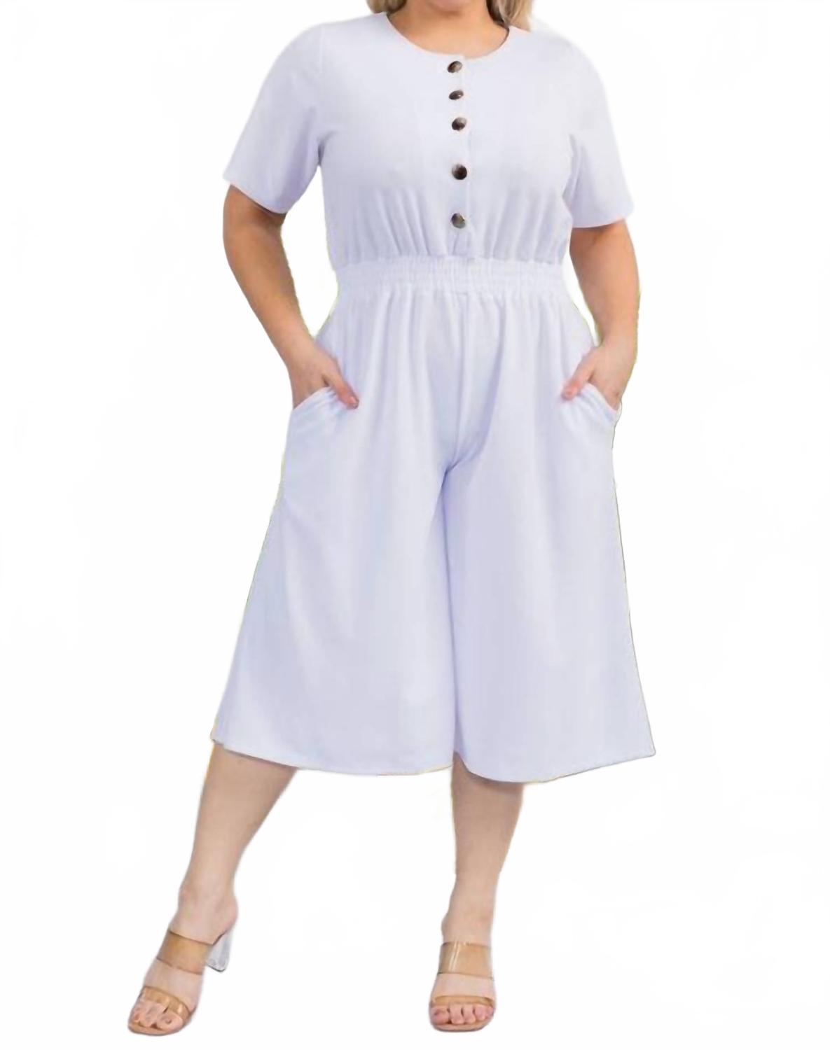 Белый комбинезон капри с застежкой на пуговицах Karen T Design
Белый комбинезон капри с застежкой на пуговицах Karen T Design