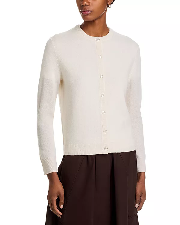 Кардиган с круглым вырезом из 100% кашемира - эксклюзивная модель. C By Bloomingdale'S Cashmere, белый
Кардиган с круглым вырезом из 100% кашемира - эксклюзивная модель. C By Bloomingdale'S Cashmere, белый