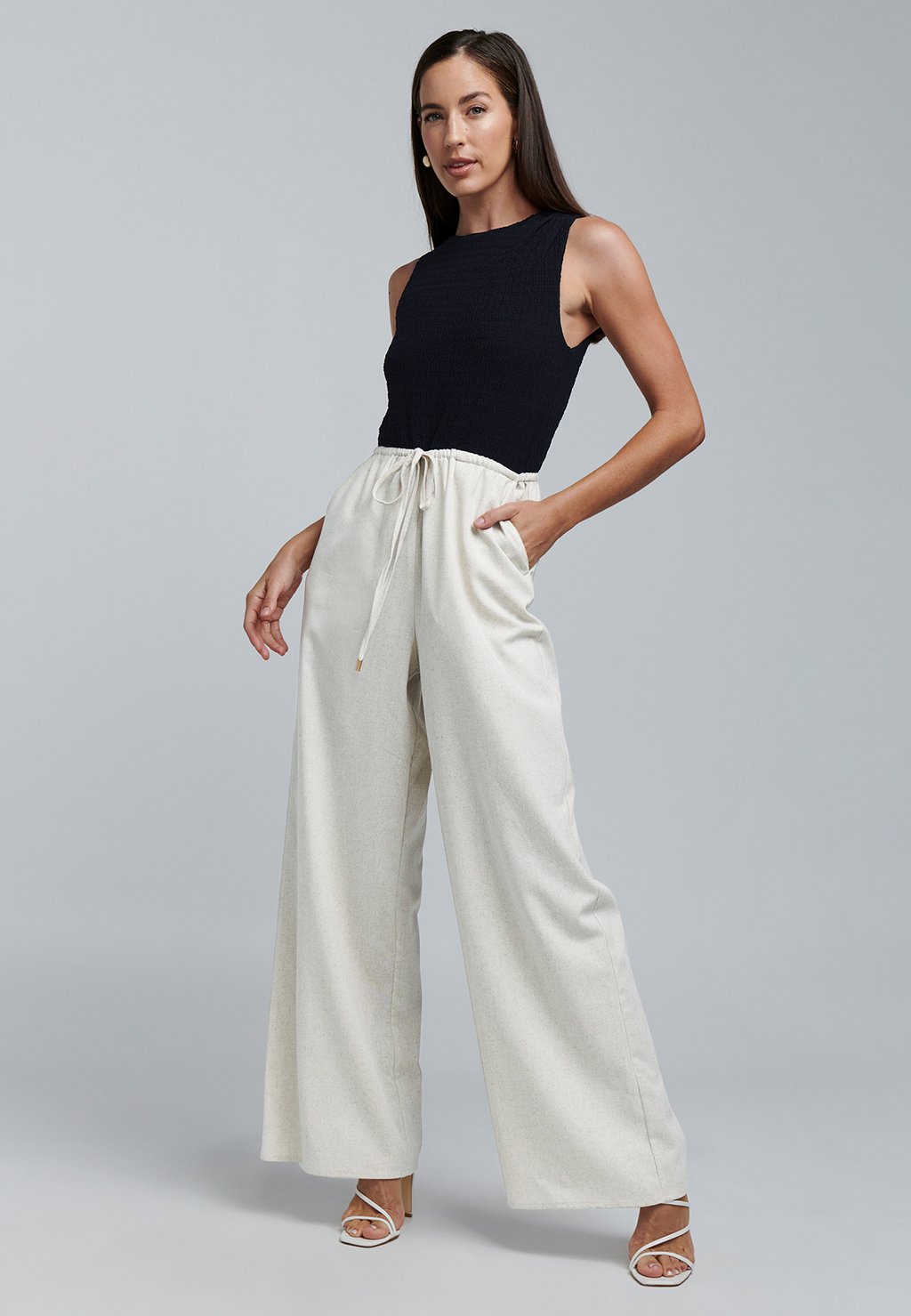 Комбинезон BWLDR, черный
Комбинезон BWLDR, черный