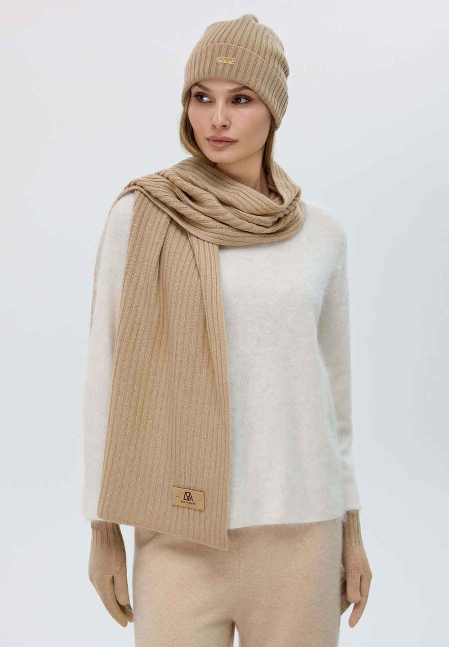 Шапка BELLEMERE FLAT, Beige
Шапка BELLEMERE FLAT, Beige
